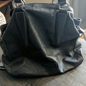 Liebeskind Berlin Osaki black leather bag